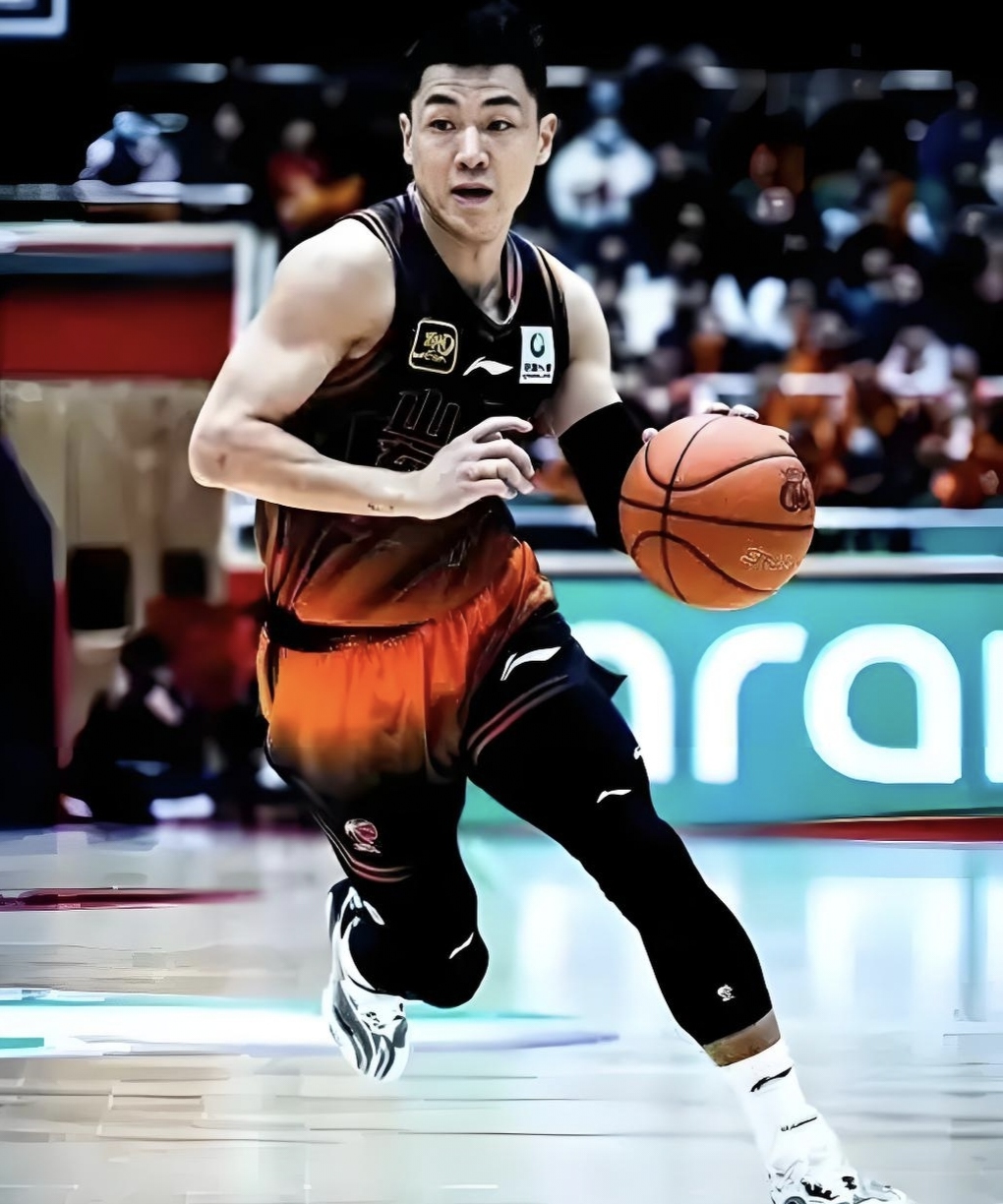 包含新疆男篮走过波折，终圆胜利梦想的词条