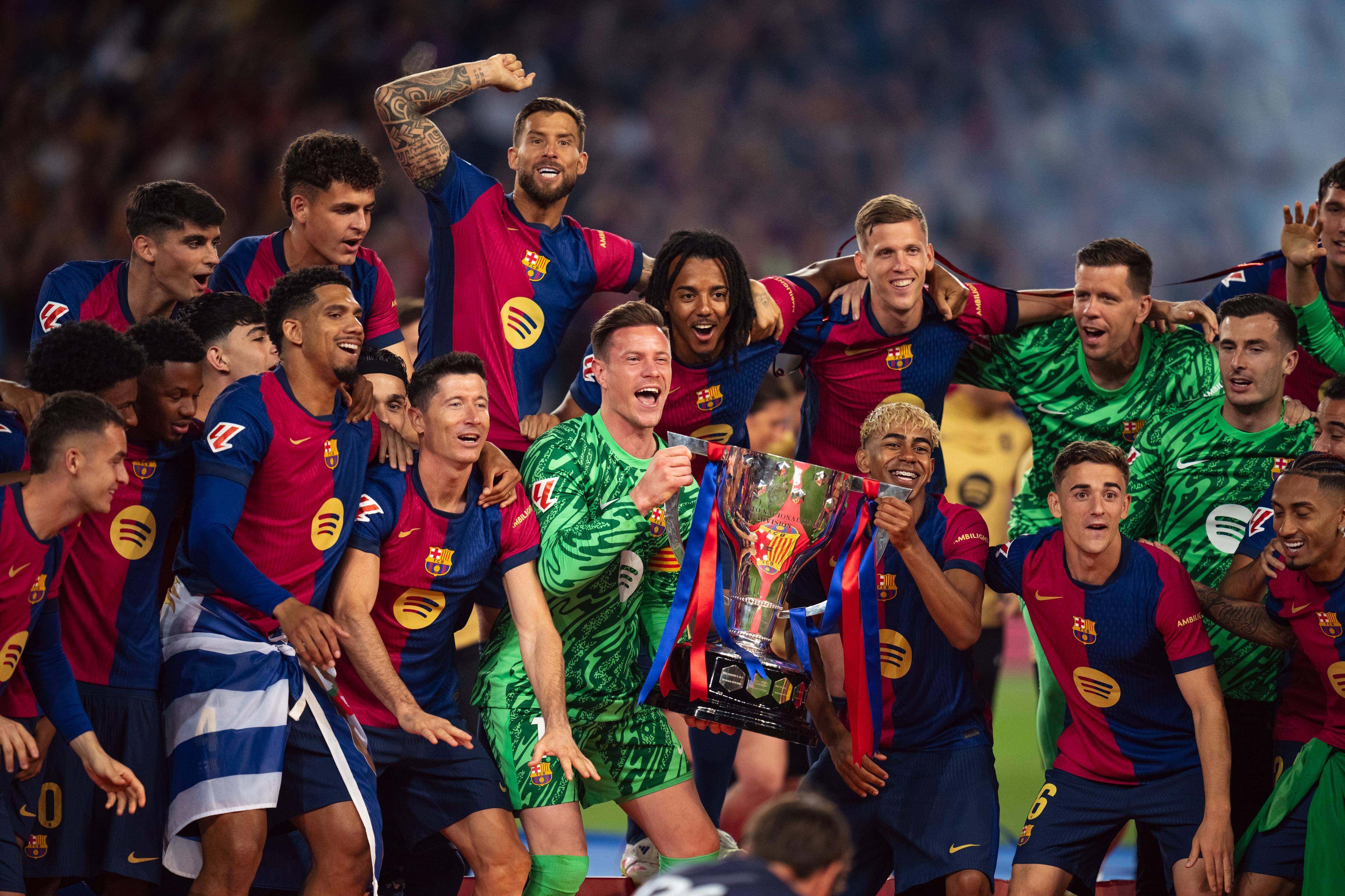 夺冠路上的巴萨:是时候振作起来了的简单介绍 夺冠路上的巴萨:是时候振作起来了的简单介绍