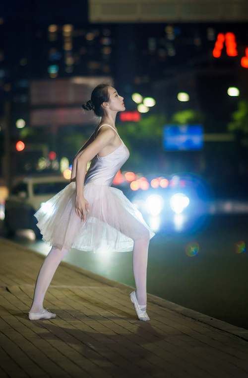 暗流与魔术，2024欧联杯决赛启示录 贝蒂斯巅峰对决胜出英格兰，内马尔成为关键先生