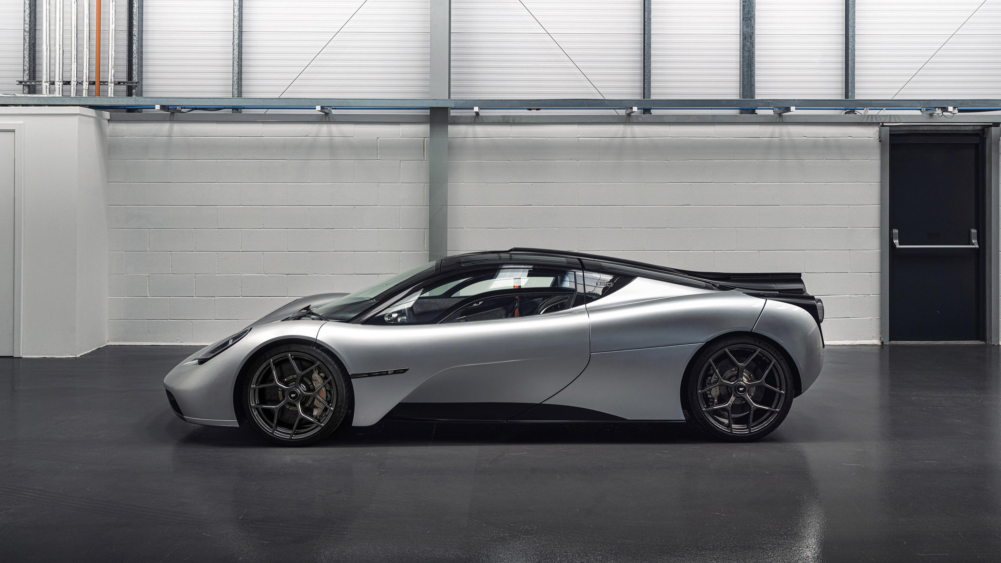 凯塞多闪耀却难阻曼城惊险晋级，几内亚黑马虽败犹荣